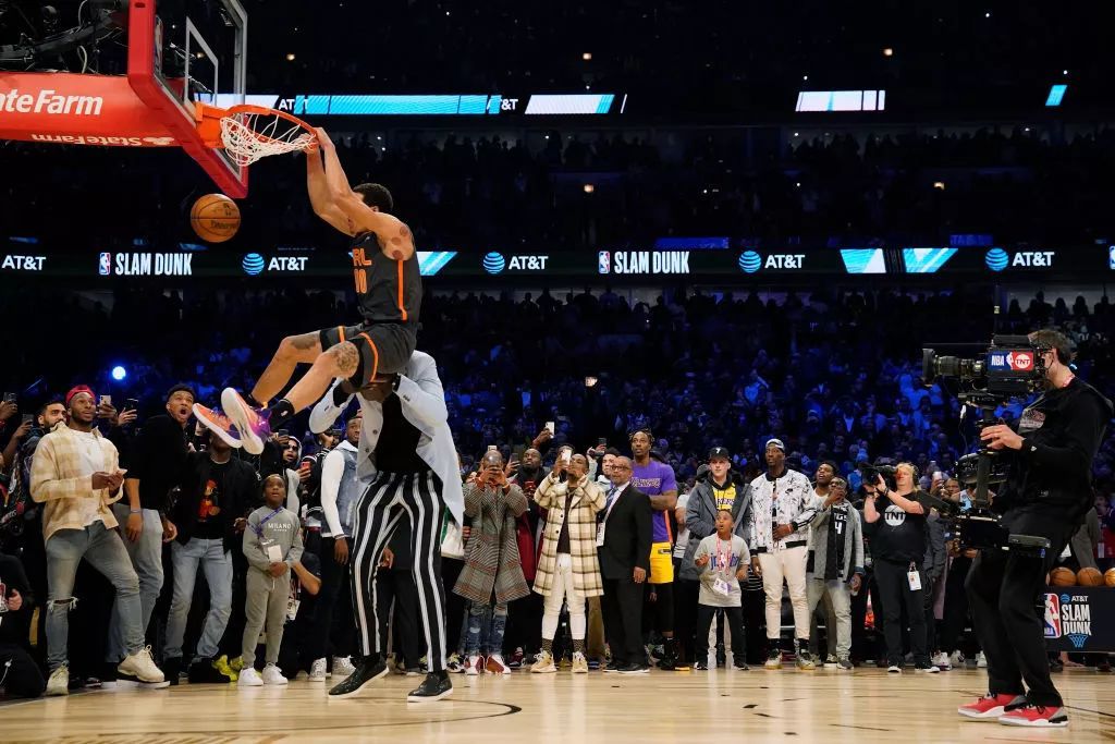 强轮番崛起 强轮番崛起